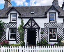 Item 22 - 2 night stay at the Chefs Cottage in Kenmore